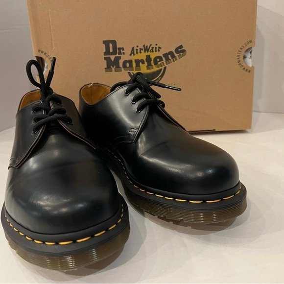 NWB Dr. Martens 1461 WOMEN'S SMOOTH LEATHER OXFORD SHOES Black US 9/EU 41 - Picture 4 of 12